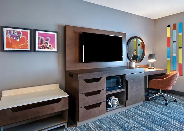Hampton Inn & Suites Las Vegas Convention Center - No Resort Fee