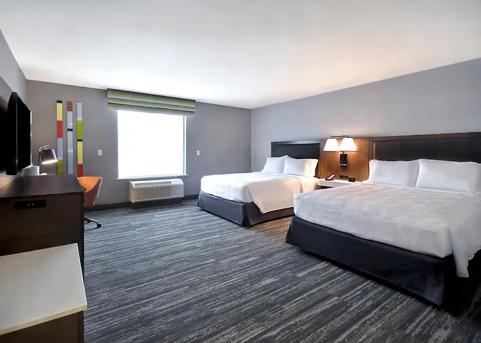 Hampton Inn & Suites Las Vegas Convention Center - No Resort Fee