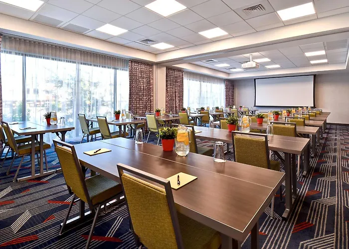Hampton Inn&Suites Las Vegas Convention Center